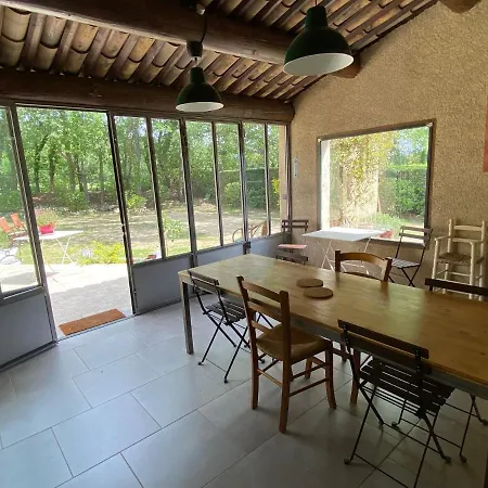 Panzió Les Cheneslierres Lourmarin